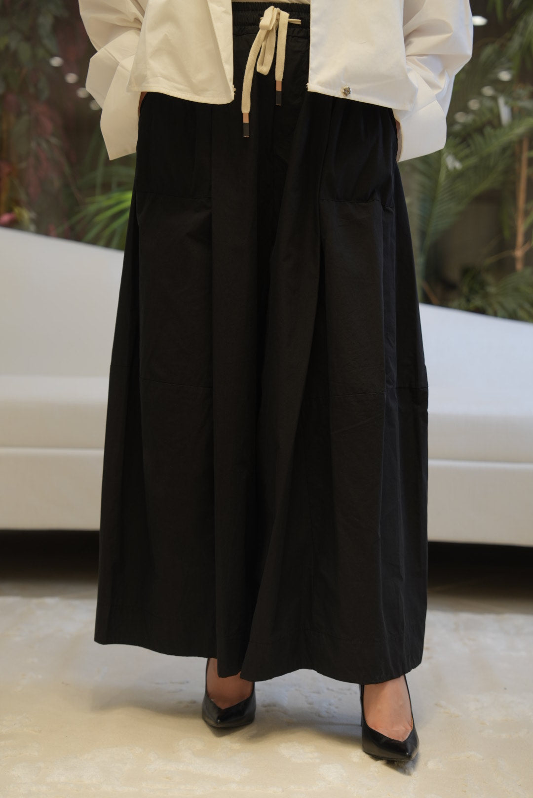 Wide-Leg Linen Pants - Black
