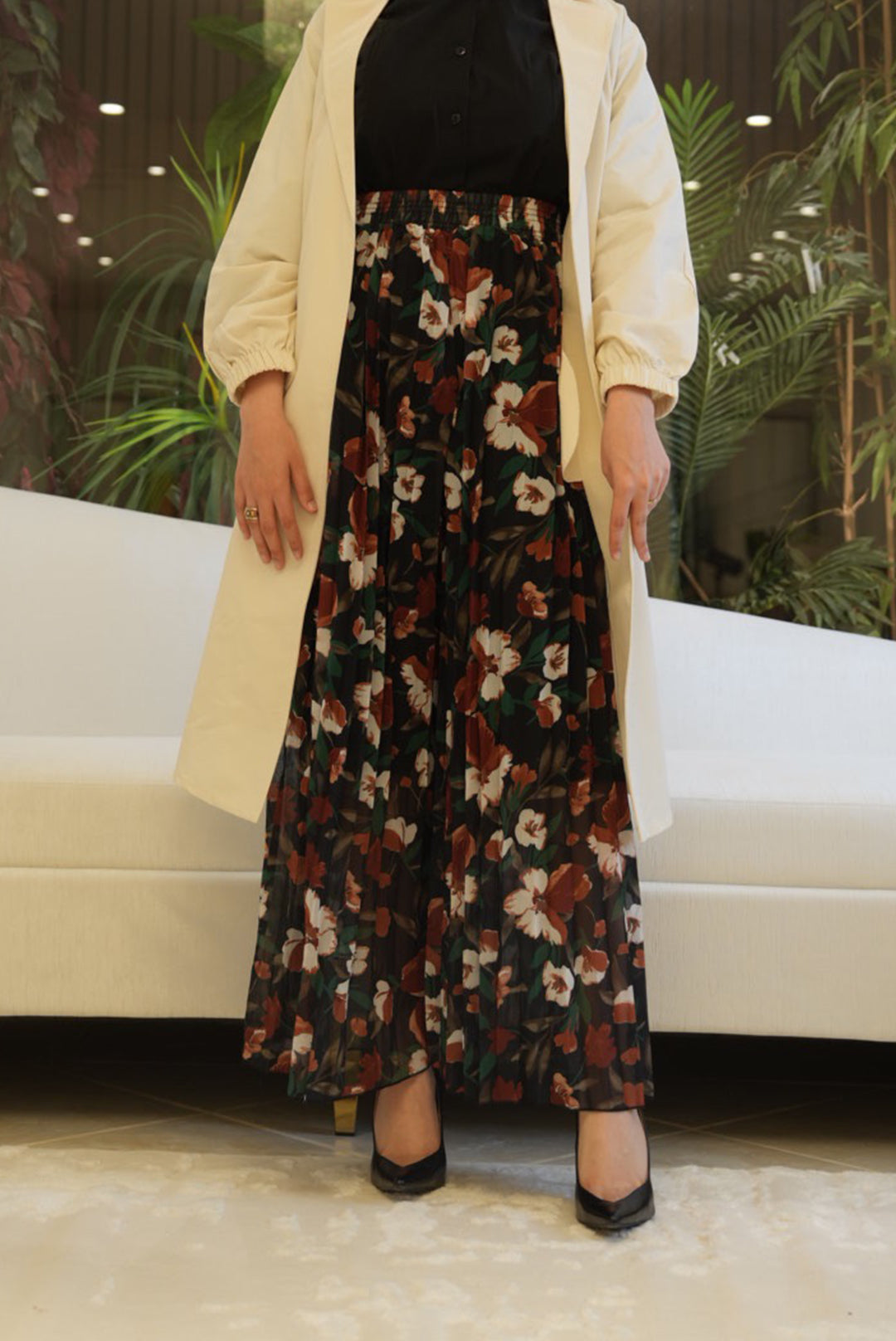 Floral Pleated Chiffon Pants - Multicolor