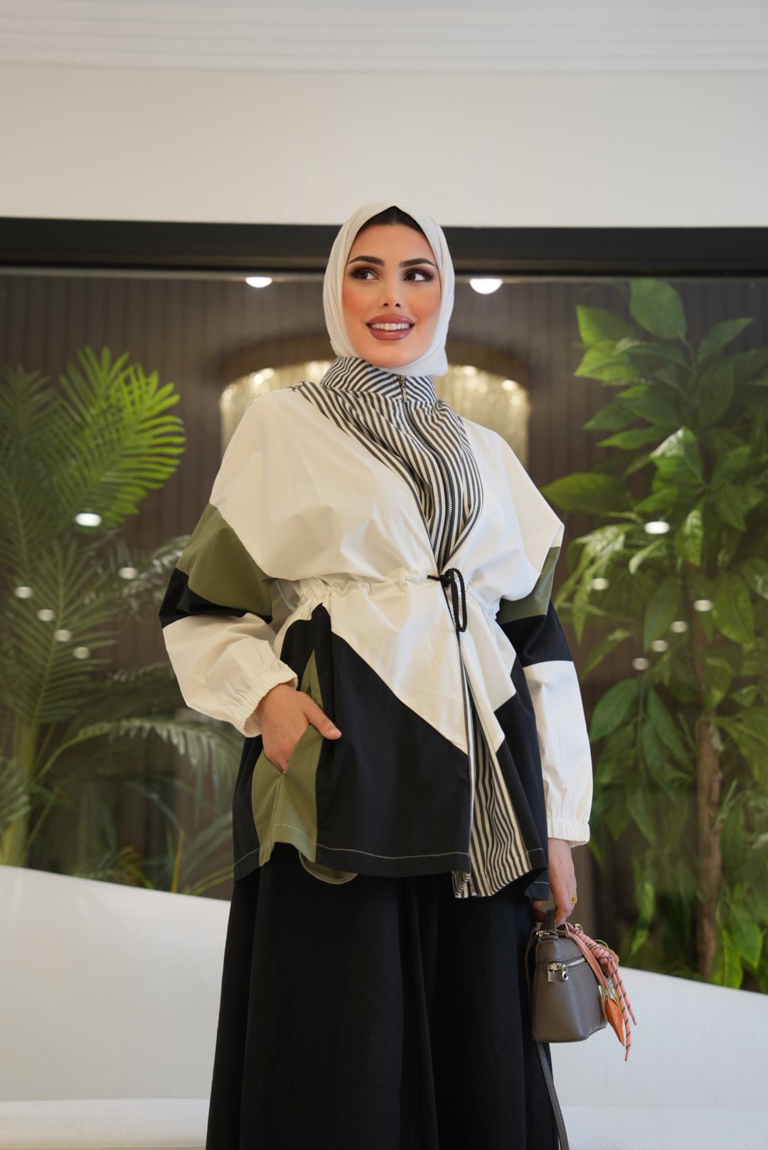 Belted Color Block Striped Poplin-Parachute Jacket – Olive & Black