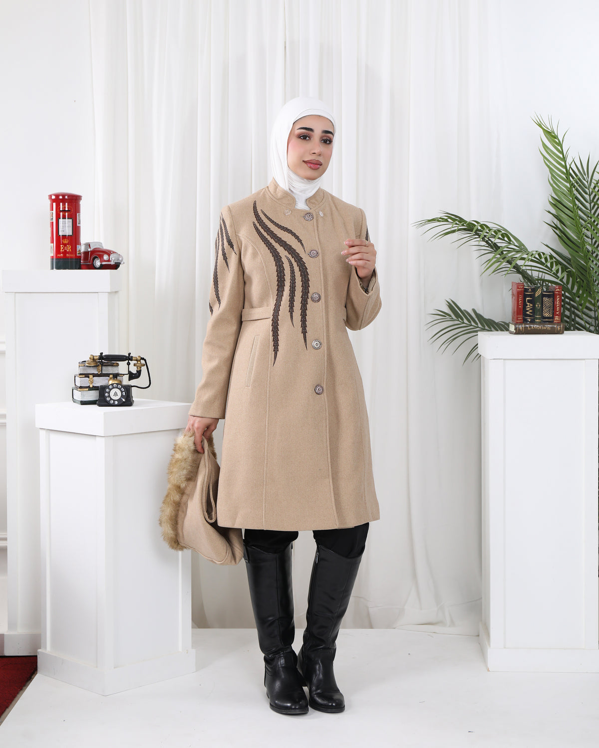 Felt Jacket with Faux Fur Hood – Beige