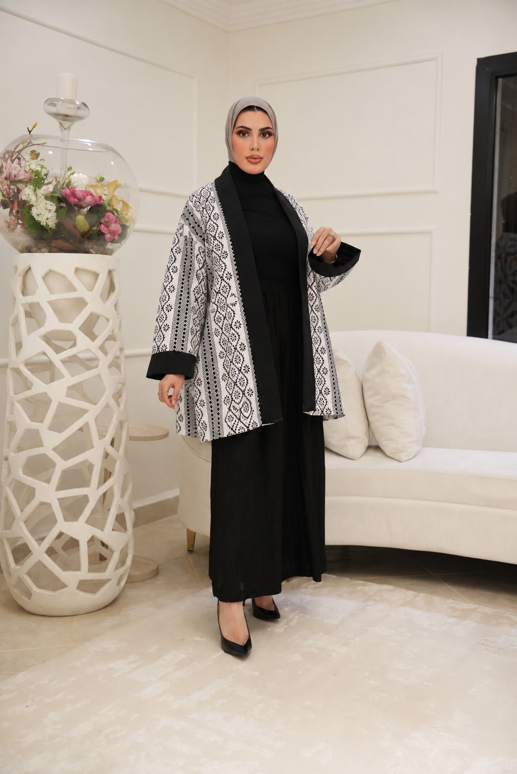 Botanical Contrast Cotton Jacket – Ivory & Onyx